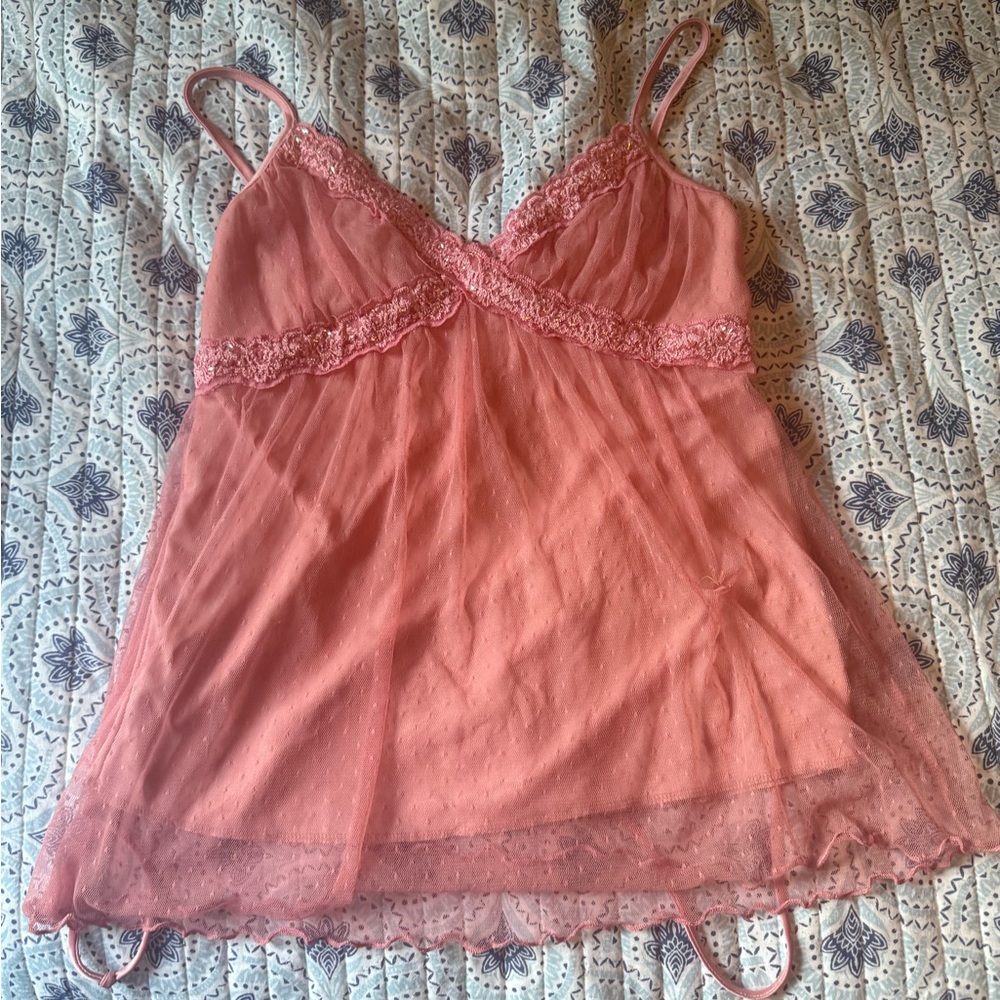 Vintage 2000’s Pink Lace Trim Cami Top